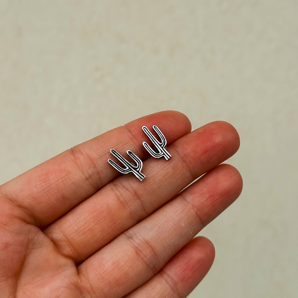 .925 Cactus Studs